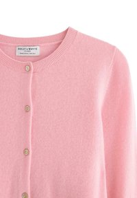 Lyserød cardigan lavet af blødt stof, med rund hals, knaplukning foran og ribbede manchetter og kant.
