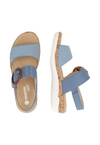 Blaue Ledersandalen mit Korkfußbett, ausgestattet mit einer runden braunen Schnalle, weißer Gummisohle und verstellbaren Riemen für Komfort.