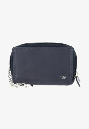Petit porte-clés en cuir bleu marine avec fermeture éclair et chaîne porte-clés argentée attachée, avec un petit logo métallique dans le coin avant.