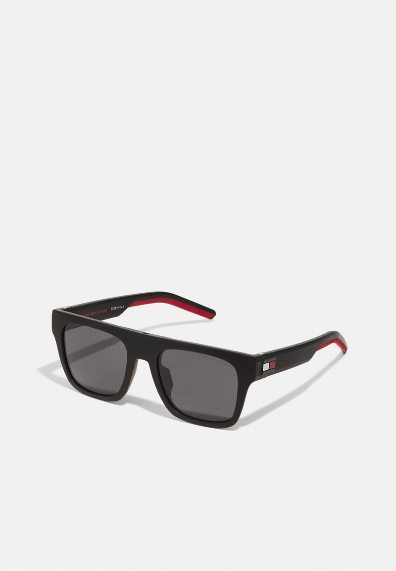 Tommy Hilfiger Ochelari de soare - matte black red
