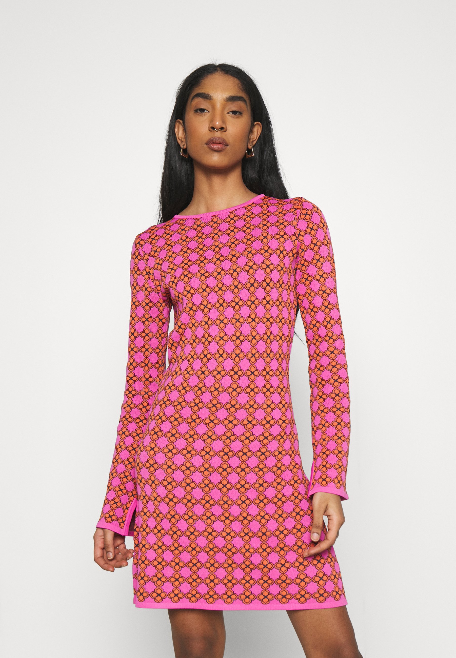 never fully dressed pink jumper