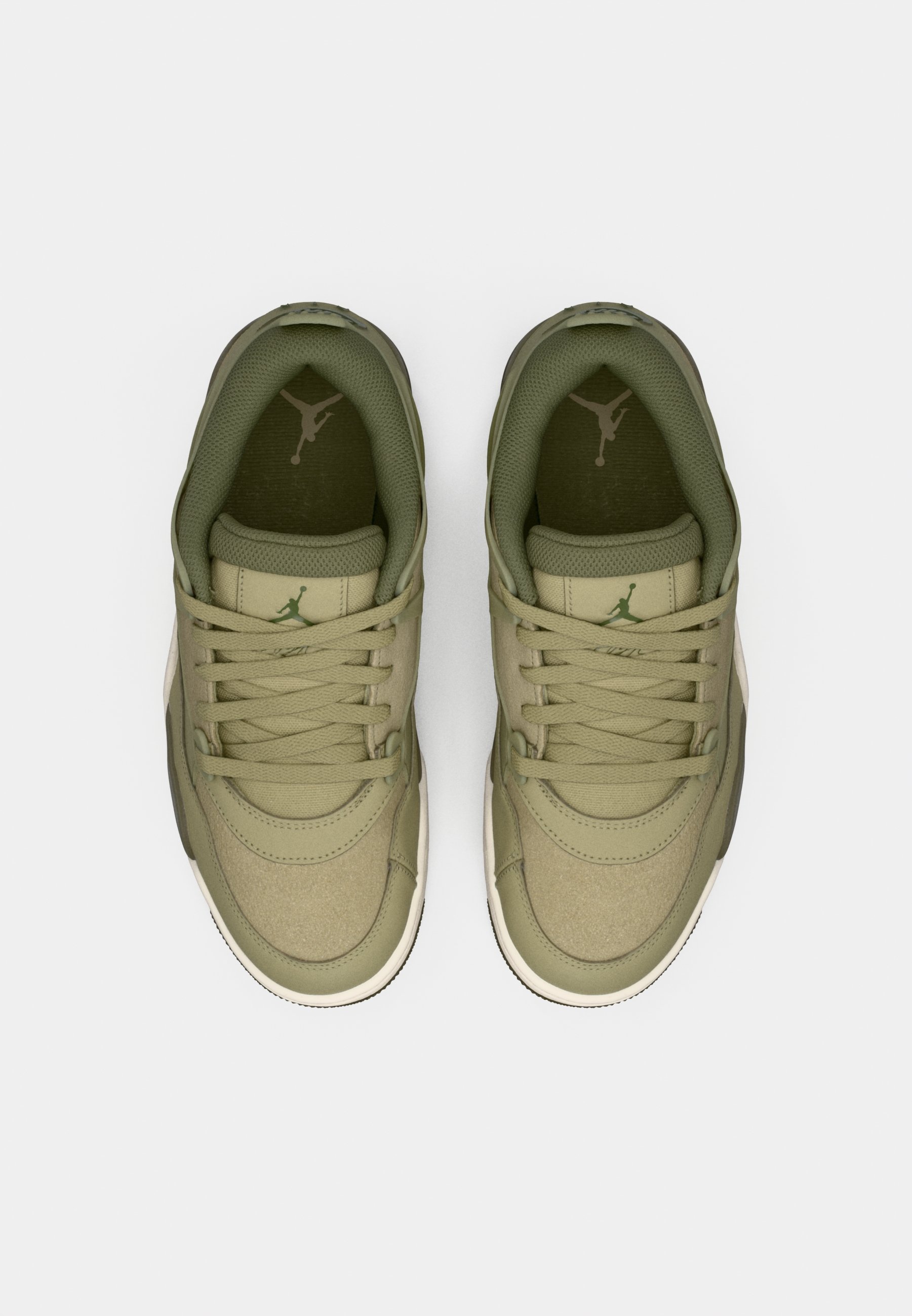 Jordan AIR JORDAN 4 RM - Sneakers low - neutral olive/med olive