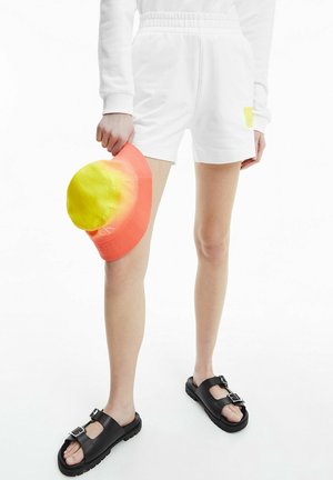 Shorts - white