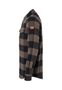 Chemise à manches longues boutonnée avec un grand motif à carreaux noirs et marrons, poche poitrine et petite étiquette en cuir avec logo sur la manche.