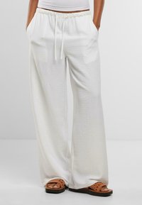 Urban Classics STRUCTURED WIDE - Kelnės - white
