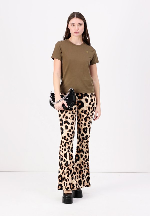 NIFOUS - Basic T-shirt - wild olive3