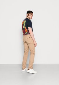 Scotch & Soda ESSENTIALS STUART  - Chino - sand