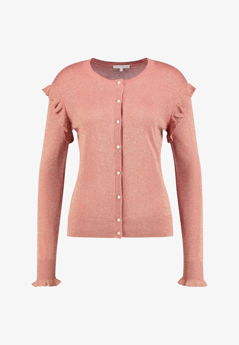 Cardigan rose à manches longues avec boutons en perle, détails froncés aux épaules et aux poignets, et col rond.