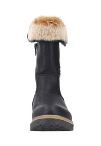 Bota de cuero negro con un puño de piel sintética color marrón, cremallera lateral y suela texturizada beige. Presenta una superficie lisa y un diseño resistente.