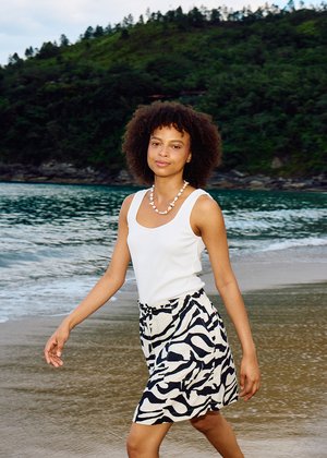 ICHI IHORETA - Top - cloud dancer