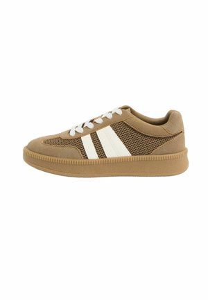 Brown sneaker made of mesh and suede materials, featuring white stripes, round toe, flat sole, and white laces. Textured platform.