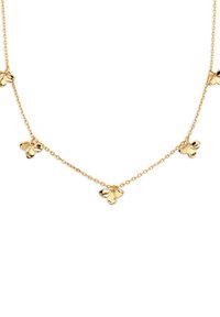 Collar de oro con una cadena delicada y múltiples pequeños acentos en forma de mariposa, que reflejan la luz con un acabado pulido.