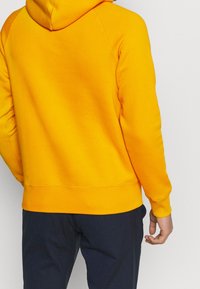 GANT Sweat à capuche - mustard yellow