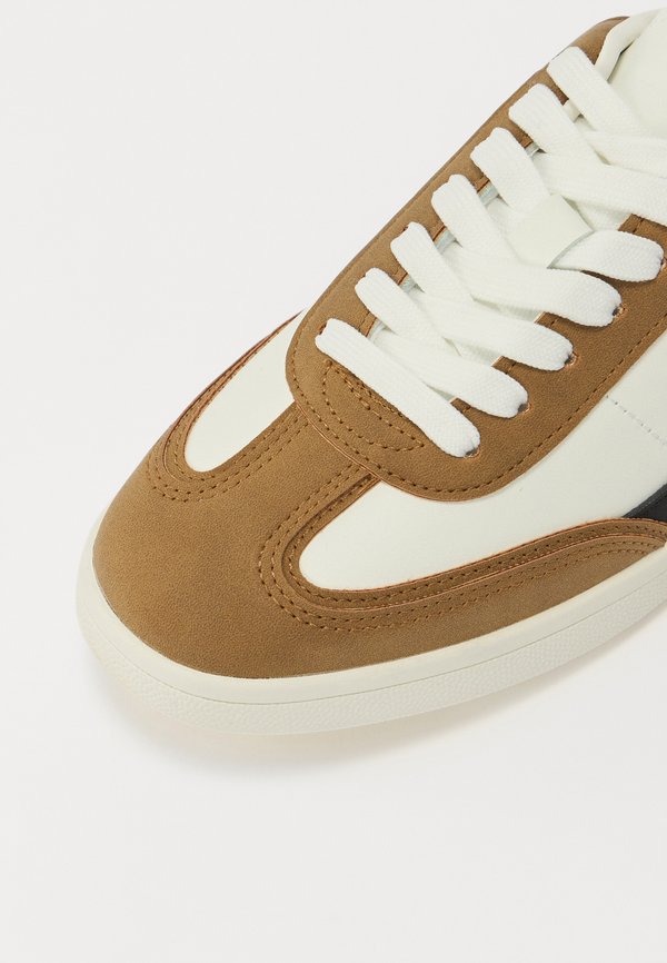 ROMARRIO - Trainers4