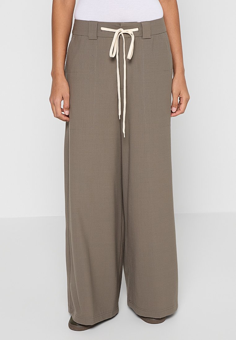 closed Broek grijs closed Broek grijs