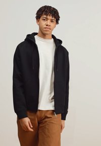 Thumbnail Image 2