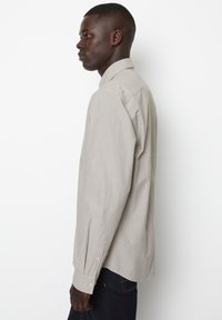 Marc O'Polo REGULAR MIT FINELINER-STREIFEN - Hemd - multi charleston gray