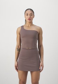 Girlfriend Collective BIANCA TANK ONE SHOULDER - Top - porcini