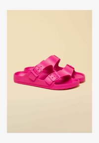 Nevybráno, bright pink