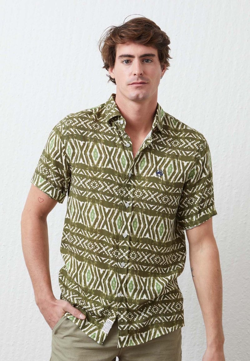 ALTONADOCK ESTAMPADA MANGA CORTA - Camisa - kaki