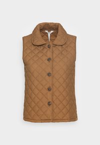 Chaleco sin mangas acolchado en un cálido color marrón, con un cuello redondeado y grandes botones marrones en la parte delantera.