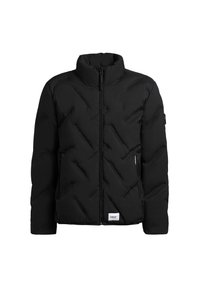 Doudoune noire avec un col haut, fermeture zippée sur le devant, motif de couture en diagonale, poches latérales et une petite étiquette blanche en bas.