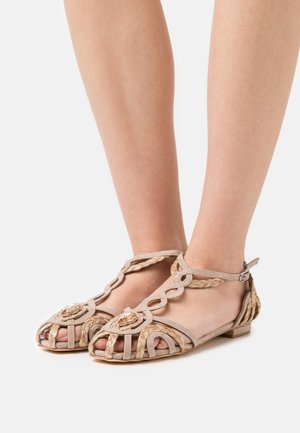 Sandals - beige