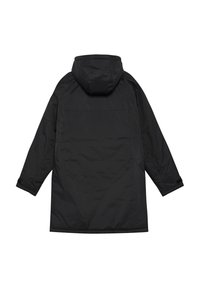 Czarna, kapturowa kurtka wykonana z gładkiego, lekkiego materiału. Ma luźny krój, długie rękawy i długość do połowy uda.