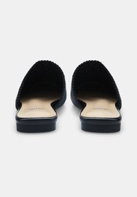 Bata Sandalias planas - nero