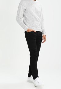 Lacoste LIVE Sudadera - white