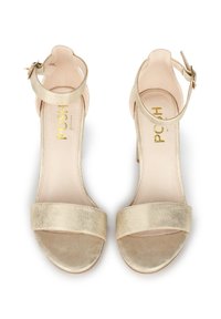 Goldene, verstellbare High-Heelsandalen mit Riemen und strukturierter Oberfläche. Sie verfügen über einen breiten Vorderband und einen verstellbaren Knöchelriemen. Weiche Innenauskleidung.