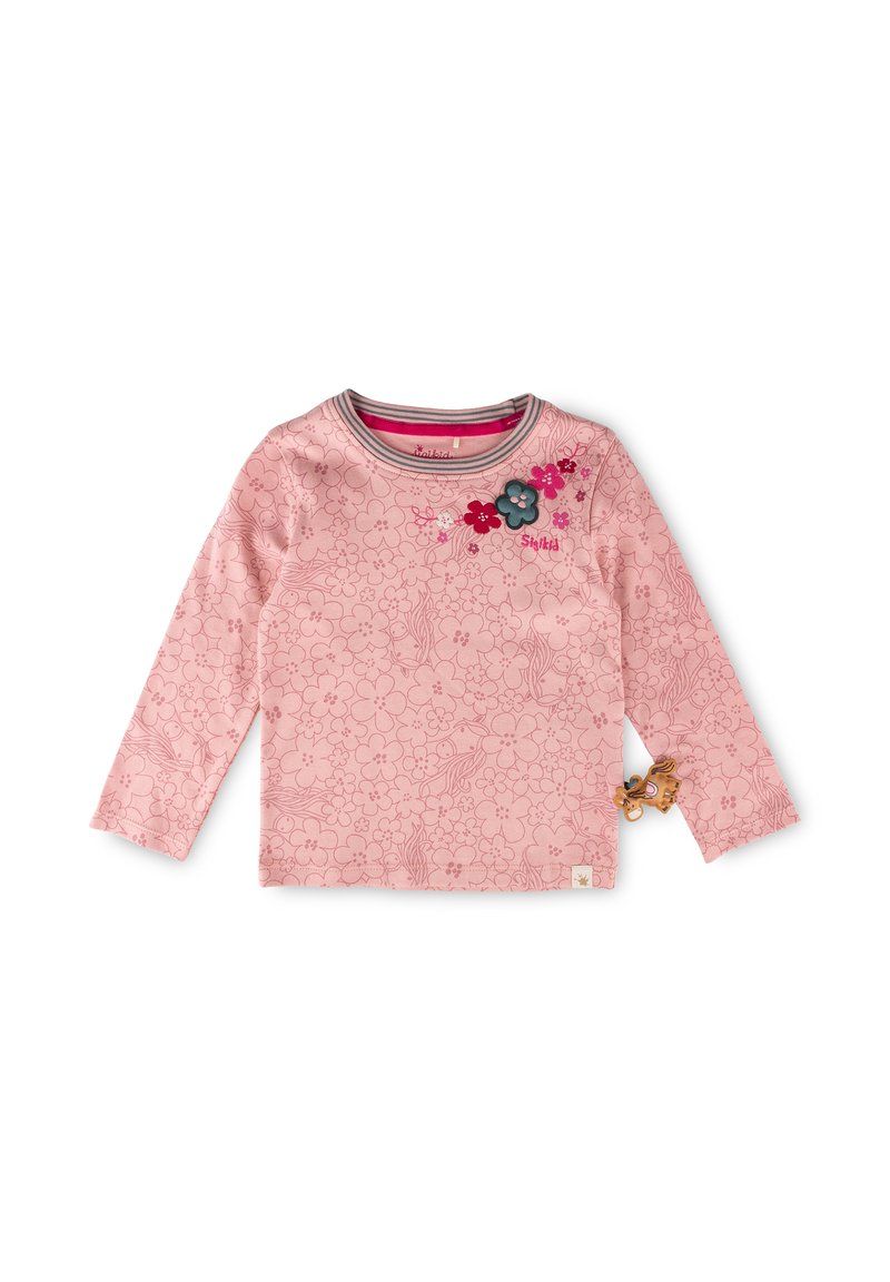 Langärmliges pinkes Oberteil mit floralem Muster, rundem gestreiften Halsausschnitt und dekorativen Blumenakzenten in Blau und Pink um den Kragen.