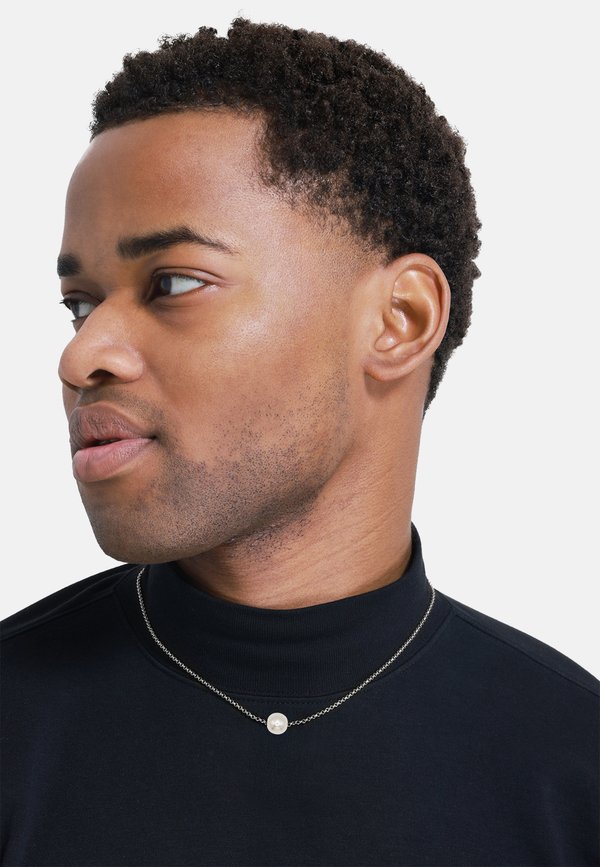 Halskette - silberfarben poliert