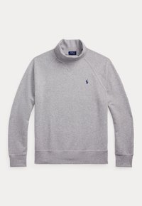 Sudadera gris con cuello alto, mangas raglán y puños acanalados. Presenta un pequeño logo azul en el pecho izquierdo. Hecha de tela suave.