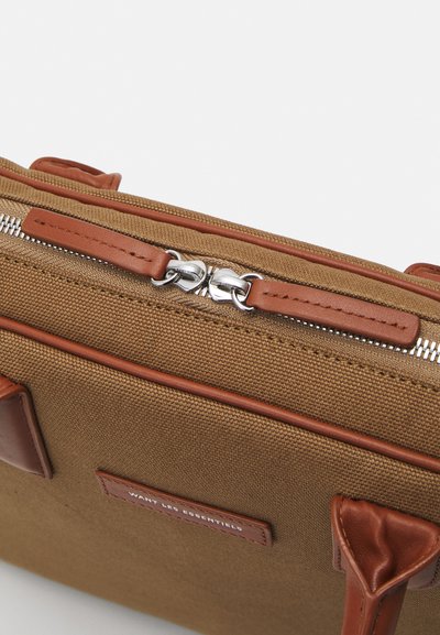 WANT Les Essentiels LESAGE BRIEFCASE UNISEX - Kohver - dark camel