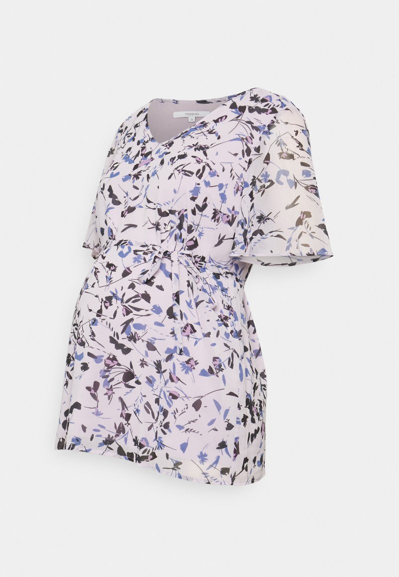 Top de maternidade em tecido lilás claro com um padrão florido em tons de azul e preto, com mangas curtas e um laço na cintura.