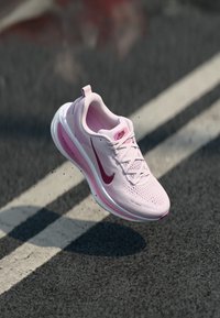 Nevybrané, bleached lilac/pink smoke/light magenta/pink rise/white