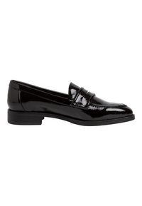 Mocassins noirs en cuir verni avec un petit talon large, dotés de deux bandes décoratives sur le dessus du pied et d'une finition lisse et brillante.