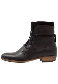 HUB Nauhalliset nilkkurit - black