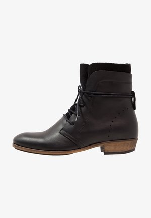 HUB Bottines à lacets - black