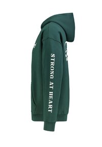 Grüner Hoodie aus Baumwollmischung, mit Vordertasche, gerippten Bündchen und dem Schriftzug "STRONG AT HEART" auf dem Ärmel gedruckt.