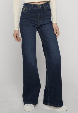 Buffalo, MADISON LOW BLOOM - Tenisky - white gold