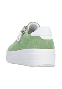 Grüner Wildleder-Sneaker mit einem weißen Fersenlasche und Plateausohle. Verfügt über einen Reißverschluss und ein strukturiertes Obermaterial. Rundes Logo an der Seite.