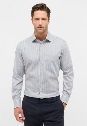 MODERN FIT - Camicia - salbeigrün