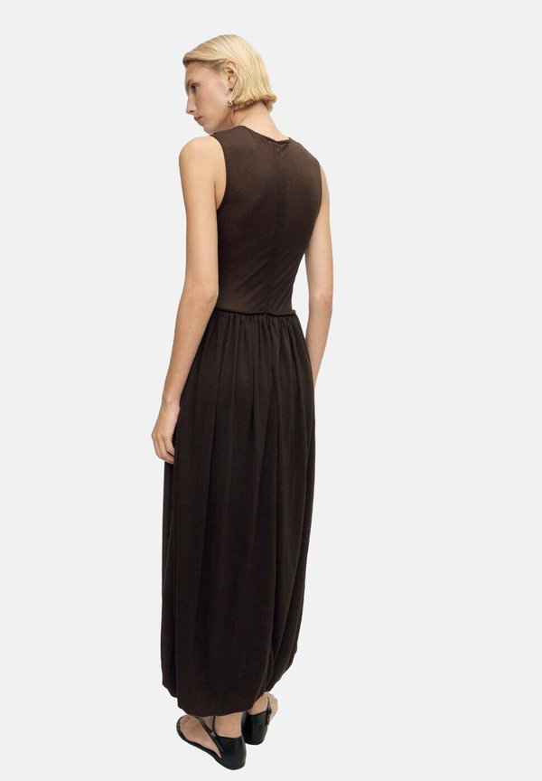 CALISTA - Jersey dress - chocoladebruin