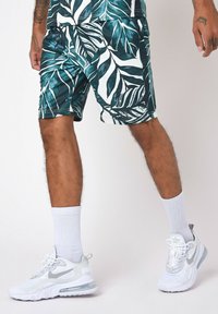 Project X Paris Shorts - green