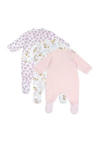 Tre babydräkter: en rosa med hjärtan, en vit med enhörningar, och en enfärgad rosa. Alla är gjorda av mjukt tyg med fötter och långärmade.