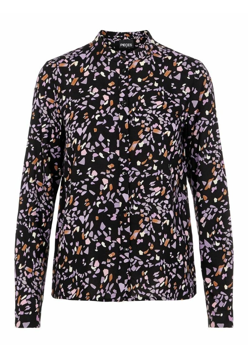 Blouse noire à manches longues avec un motif abstrait coloré en violet, orange et blanc. Présente un col et une fermeture à bouton.