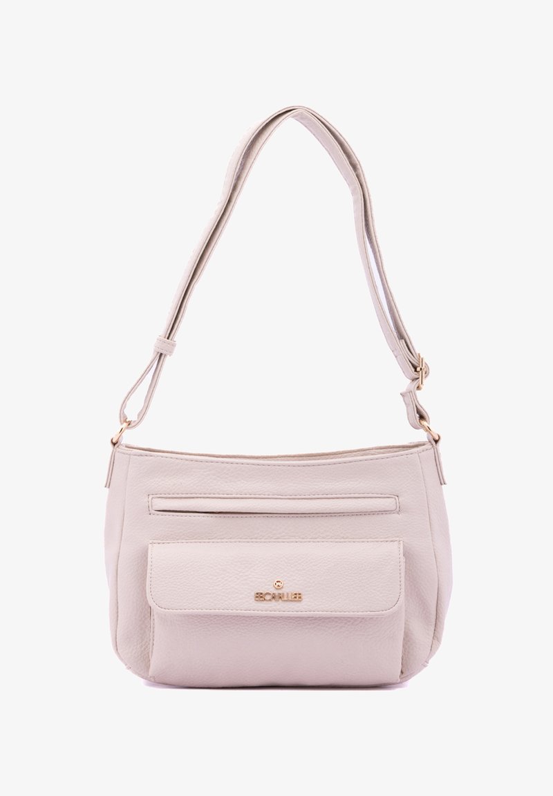 Borsa a tracolla in pelle beige con finitura texturizzata, tracolla regolabile, tasca frontale e dettagli in hardware dorato. Ha dimensioni approssimativamente medie.