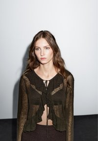 Massimo Dutti RUFFLED - Gilet - brown